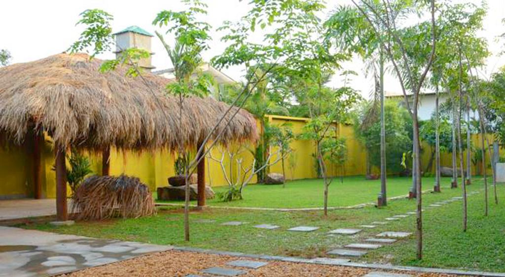 Inlak Garden Hotel Negombo Eksteriør bilde