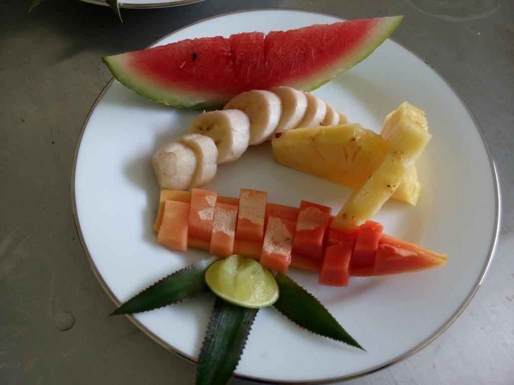 Inlak Garden Hotel Negombo Eksteriør bilde