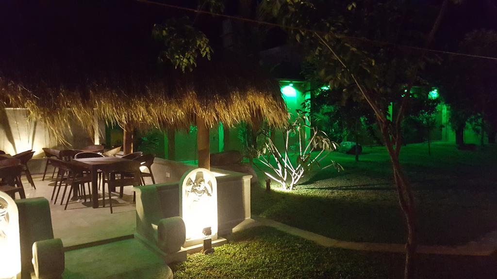 Inlak Garden Hotel Negombo Eksteriør bilde