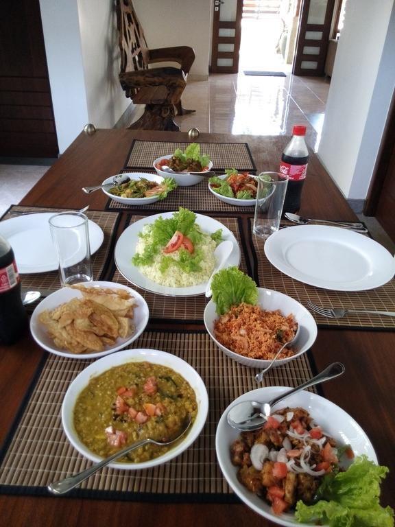 Inlak Garden Hotel Negombo Eksteriør bilde